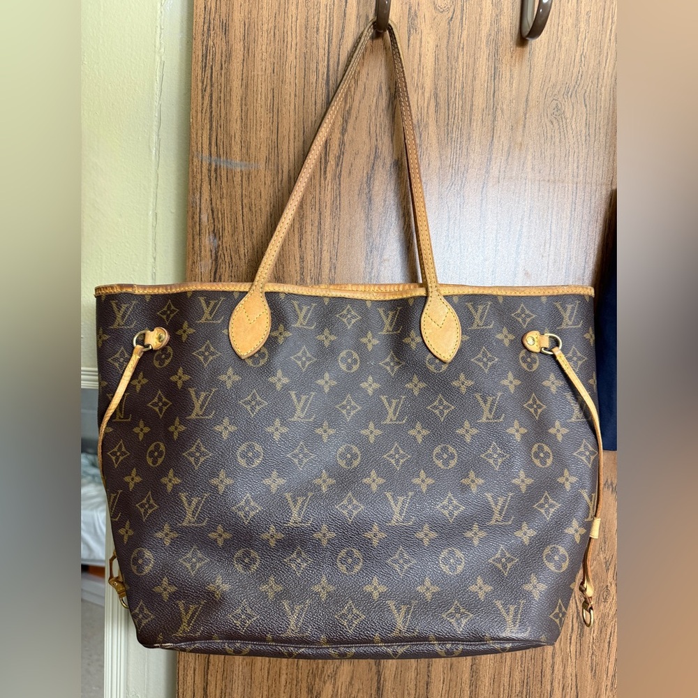 Authentic Vintage Louis Vuitton Neverfull tote bag